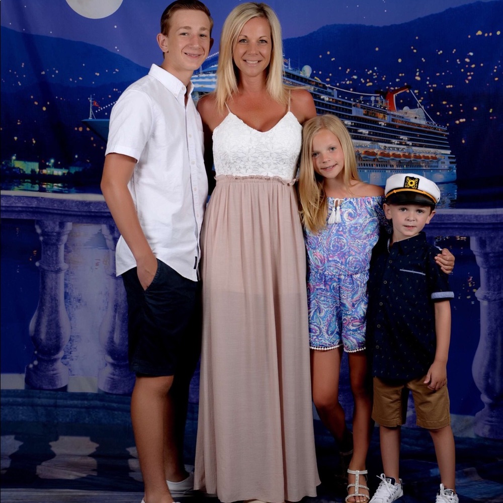 Meet your Posher, Kelly